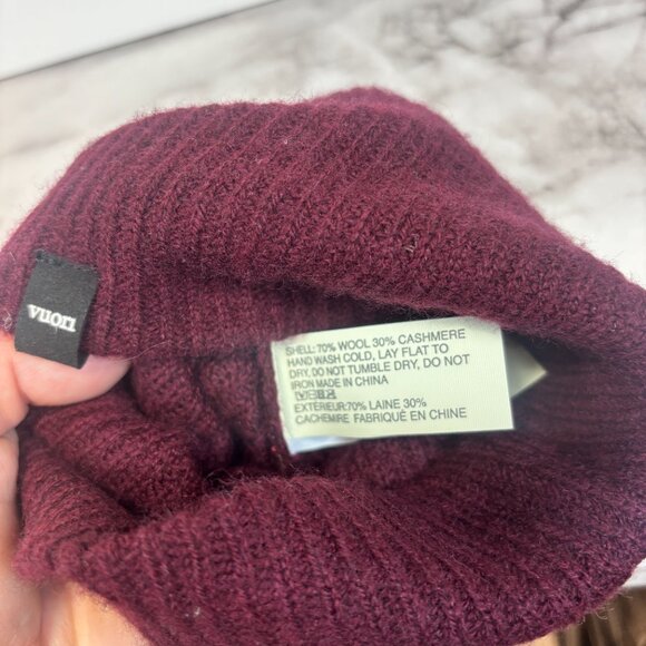 Vuori Manchester Beanie Unisex Ruby Red Purple Wool Cashmere Unisex OSFA NWT - Picture 4 of 4
